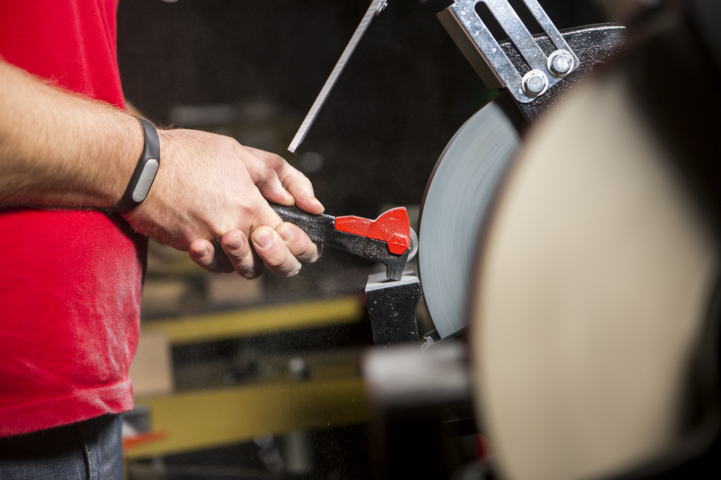 Профессиональный станок для заточки и правки инструмента (точило) JET IBG-12 (578012-3RU)