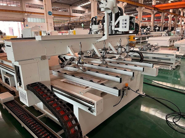 Обрабатывающий центр с ЧПУ Nanxing NCG3021L