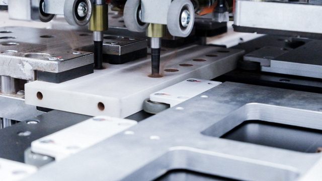 Сверлильно-присадочный центр с ЧПУ Beaver SWIFT Turbo PRO 1200-2HSA