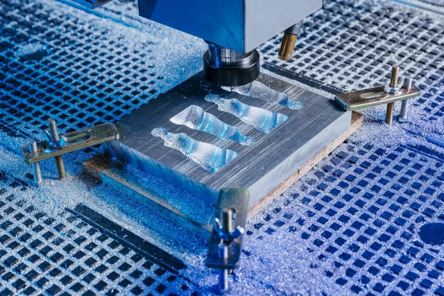 Фрезерный станок с ЧПУ Beaver 25AVLT8-Z600L