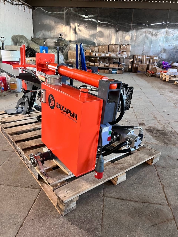 Бензиновый дровокол Захарыч 9 тонн 20 л.с.