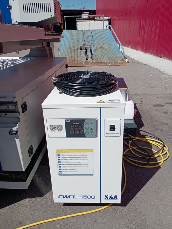 Оптоволоконный лазерный станок для резки металла Ltt 3015B (1500)