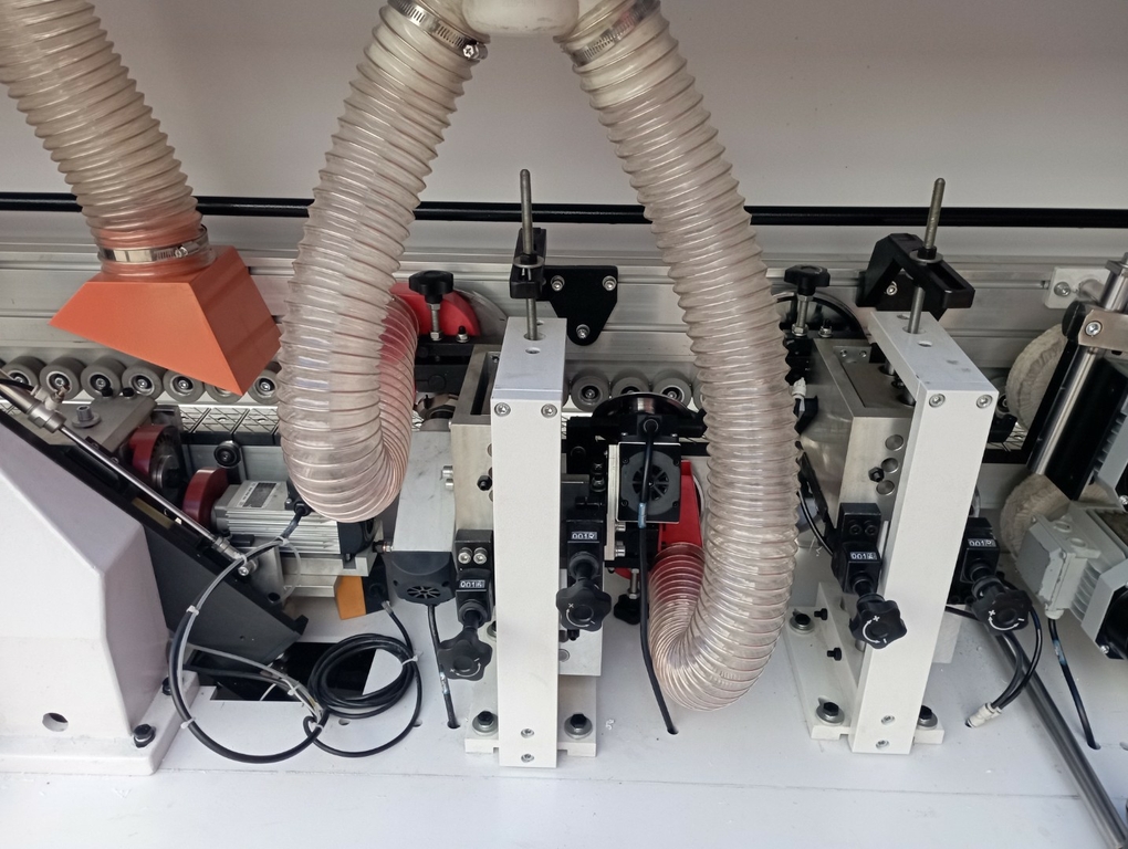 Автоматический кромкооблицовочный станок LTT MF363J