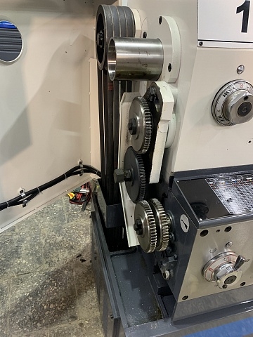 Универсальный токарно-винторезный станок 16К25/1500 с УЦИ