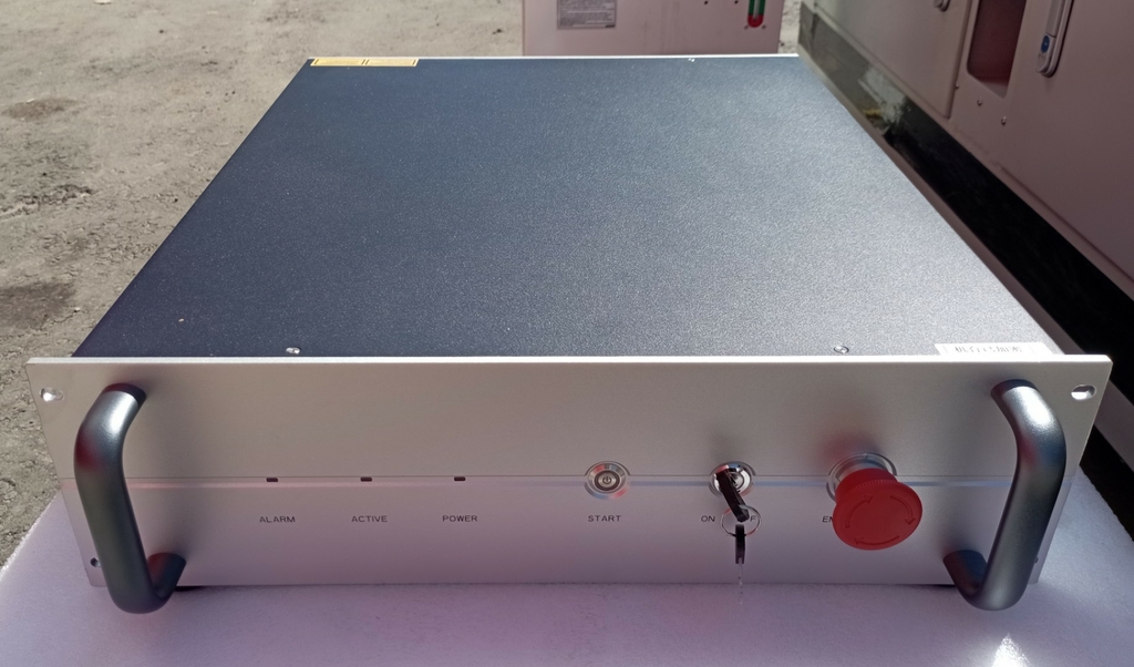 Оптоволоконный лазерный станок для резки металла Ltt 3015B (1000)