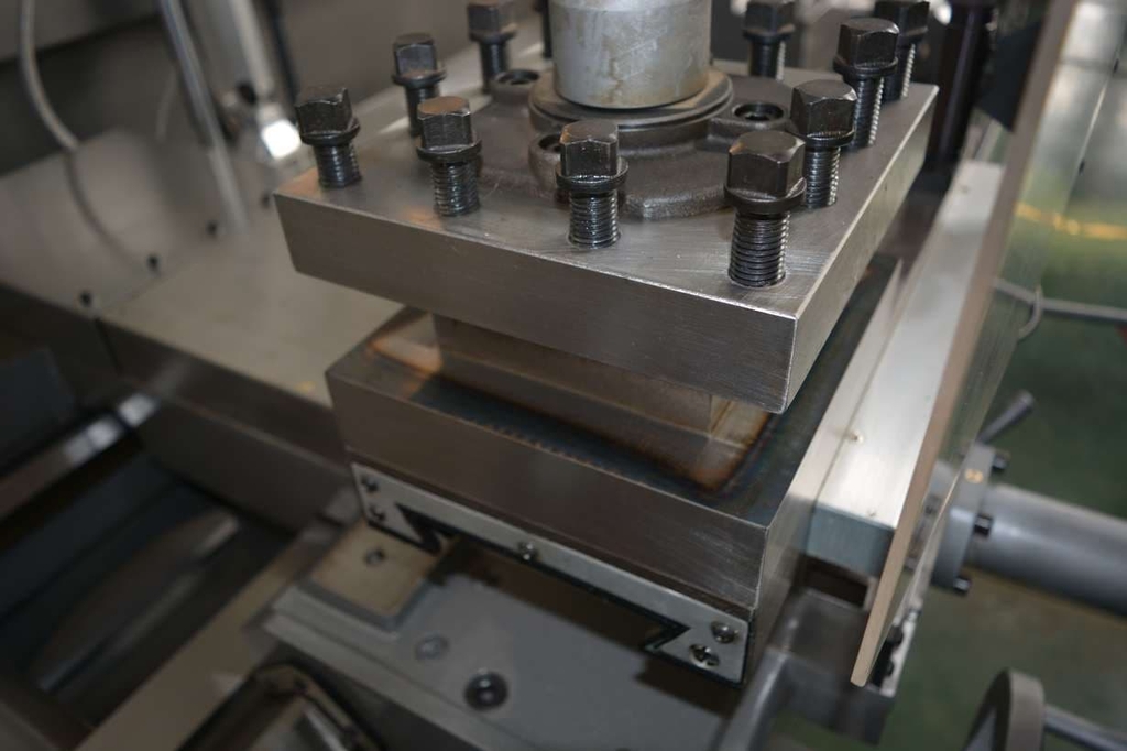 Токарный станок JCK-1840 CNC - c ЧПУ Siemens 808DA (JCK-1840 CNC)