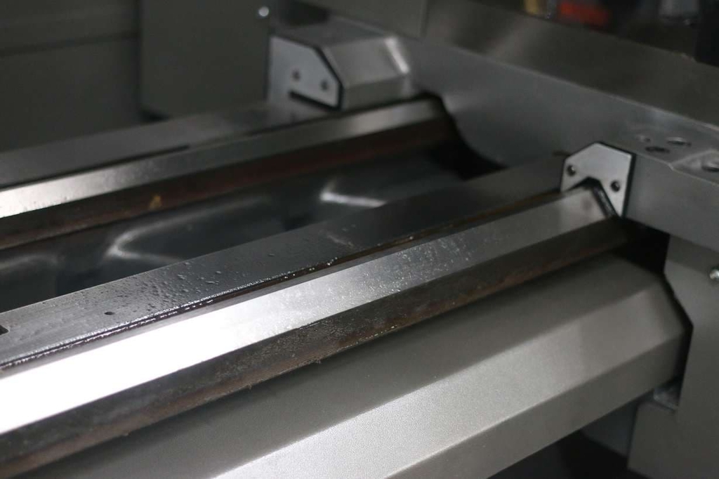 Токарный станок JCK-1840 CNC - c ЧПУ Siemens 808DA (JCK-1840 CNC)