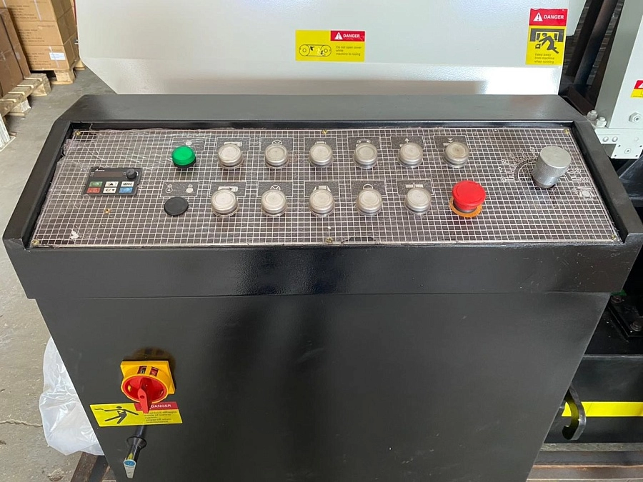 Гидравлический ленточнопильный колонный станок Stalex SBS-650 (12020650)