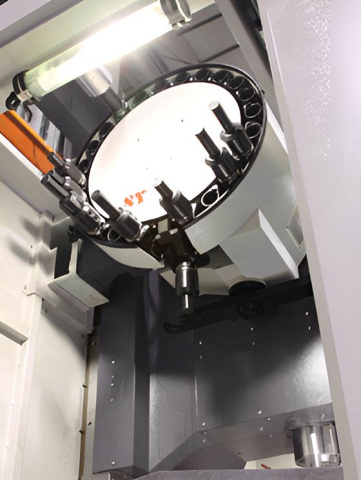 Фрезерный обрабатывающий центр KVL650 (VM740S) 3-оси FANUC