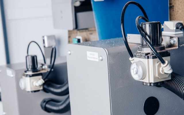 Шлифовальный станок с мягкими валами Motimac SFR-R 1300VH