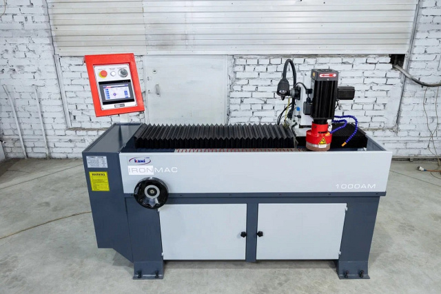 Автоматический станок для заточки плоских ножей IRONMAC 1000AM