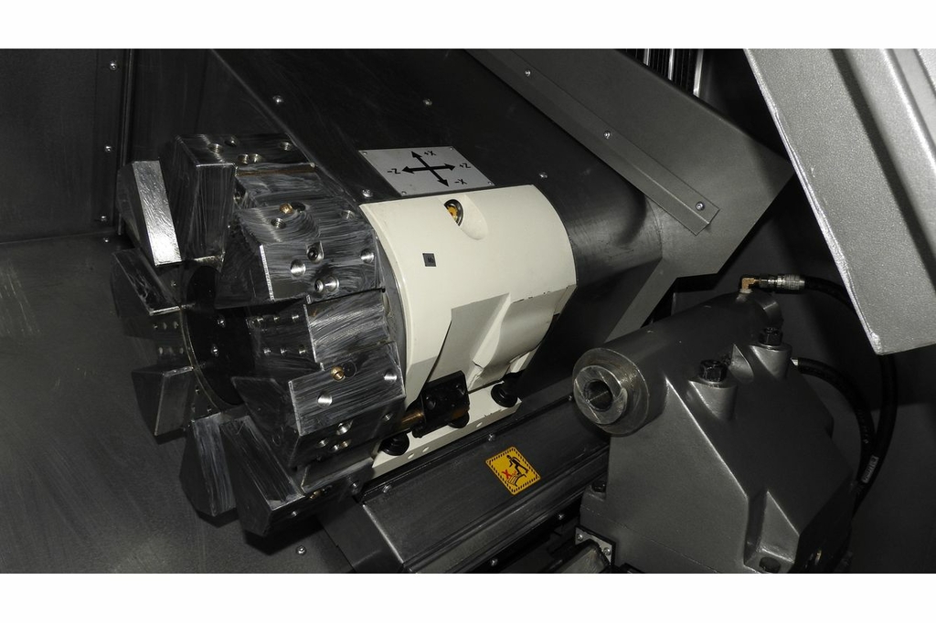 Токарный станок с ЧПУ JET KDCK-25AF CNC (Fanuc 0i, гидрав. патрон, 5000 об/мин, деталеуловитель)