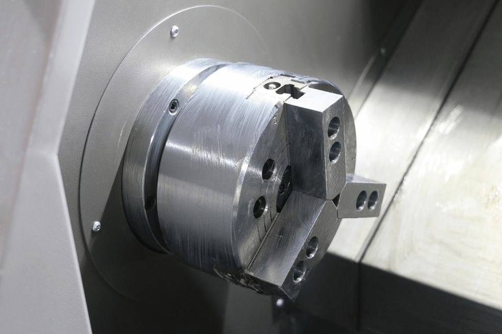 Токарный станок с ЧПУ JET KDCK-25AF CNC (Fanuc 0i, гидрав. патрон, 5000 об/мин, деталеуловитель)