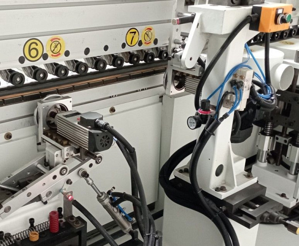 Кромкошлифовальные станки проходного типа EcoWood серии XSDLW X1S2D2L2W2
