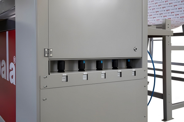 Автоматический рилевочно-резательный станок Intelpack 6-2000 для производства картонных коробок