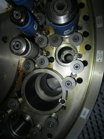 Координатно-пробивные прессы SMD Nisshinbo HPС