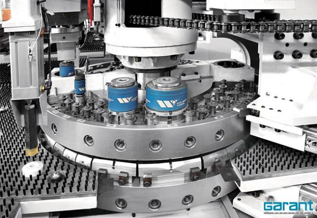 Координатно-пробивной пресс SMD Nisshinbo HPC-3048-40LA2