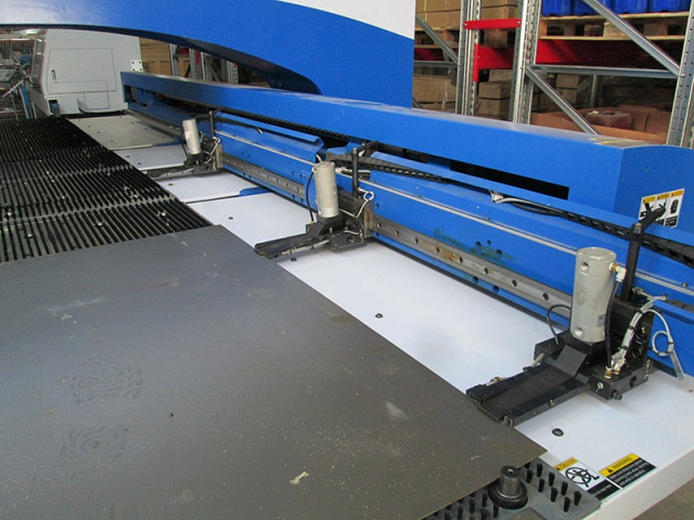 Координатно-пробивные прессы SMD Nisshinbo HPС