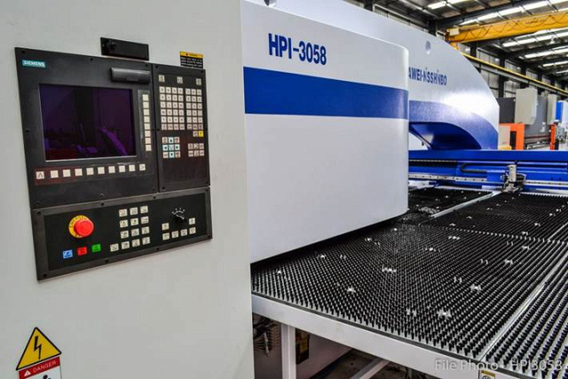 Координатно-пробивной пресс SMD Nisshinbo HPH-3047