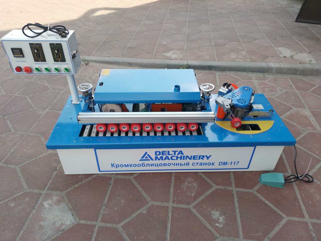 Кромкооблицовочный станок DELTAMACHINERY DM-117 PRO