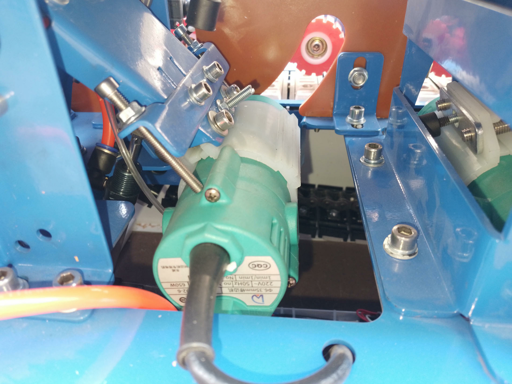 Кромкооблицовочный станок DELTAMACHINERY DM-117 c автоматической подачей заготовки