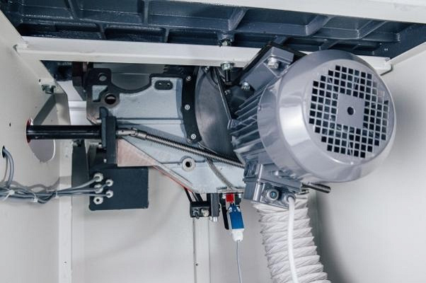 Круглопильный станок с торцовочной кареткой OSTERMANN S2 (каретка 1150 мм)