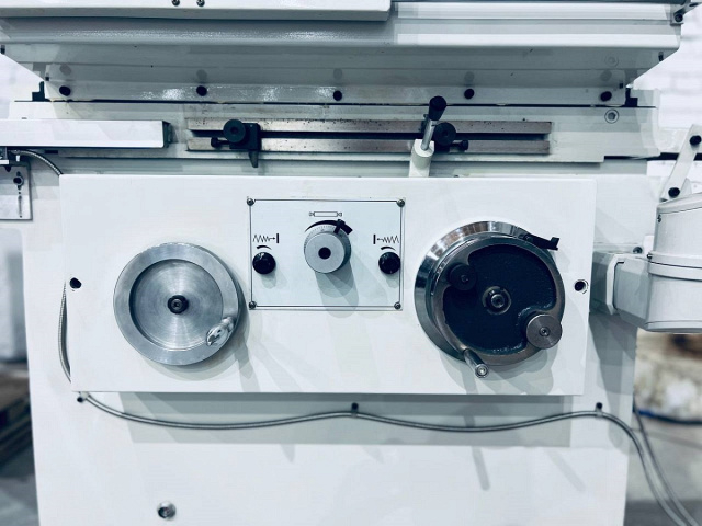 Круглошлифовальный станок для внутренней и наружной шлифовки IRONMAC-M3080B M3080B