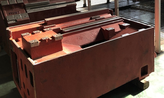 Токарно-фрезерный центр с наклонной станиной KTL65M/750