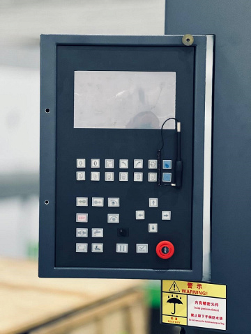 Автоматический заточной станок для дисковых пил SMD WK-900A