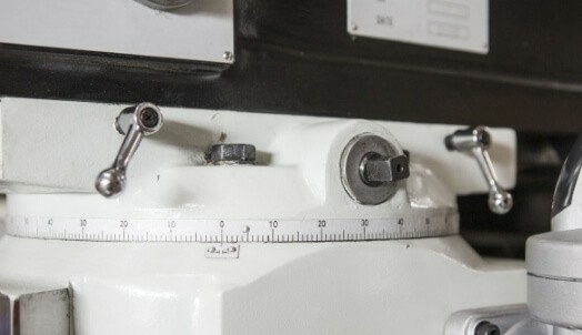 Универсально-фрезерный станок Stalex X6326B