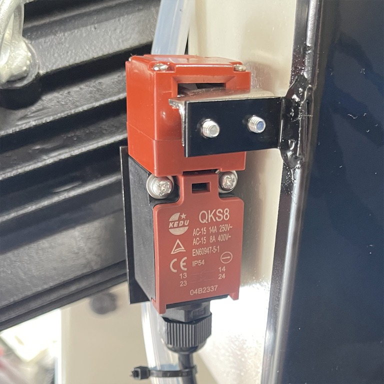 Ленточнопильный станок для резки металла DMM MWS-170 (380v)