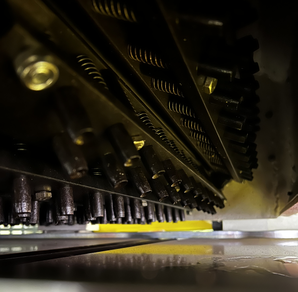 Строгальные двухсторонние станки JANGJA серии VM