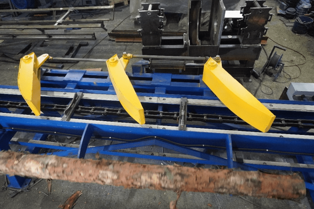 Линия раскряжевки бревен на базе торцовки EcoWood LCC-1100