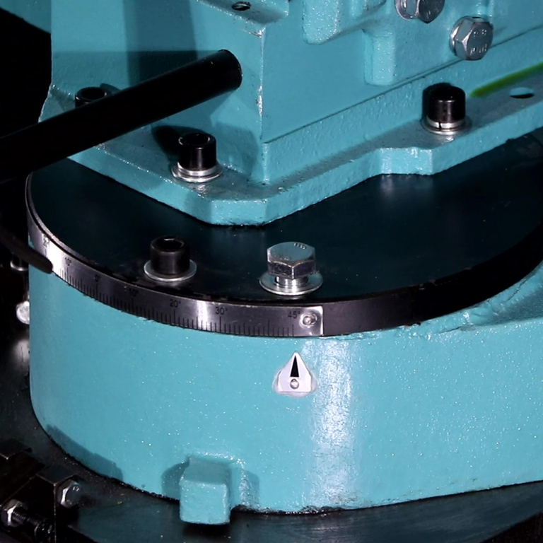 Ленточнопильный станок AURA LM-200U (40200300)