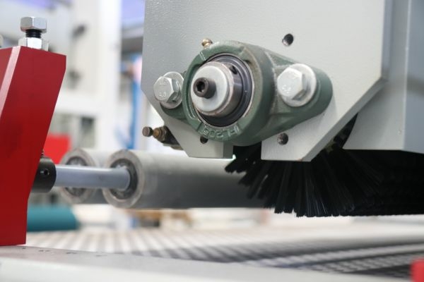 Автоматический рельефно-шлифовальный станок KDT PX9-1300