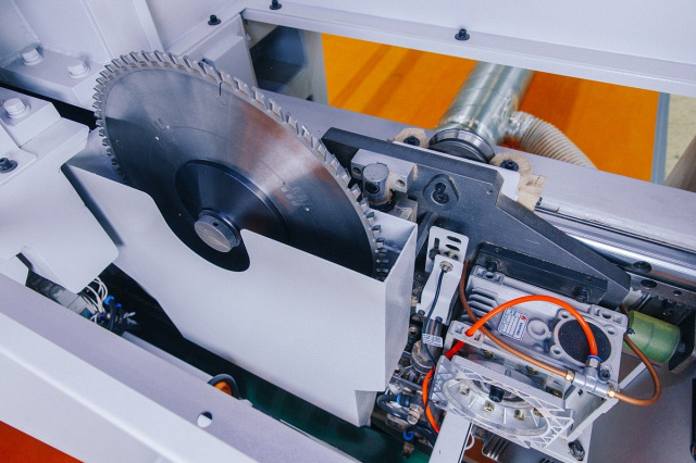 Форматно-раскроечный центр с ЧПУ Filato HP 330C