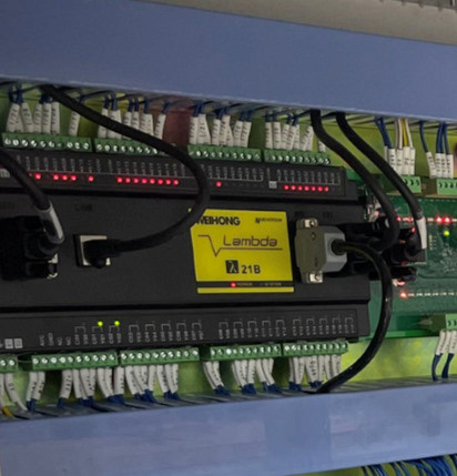 Автоматический сверлильно-присадочный станок с ЧПУ Beaver SWIFT PRO-900E