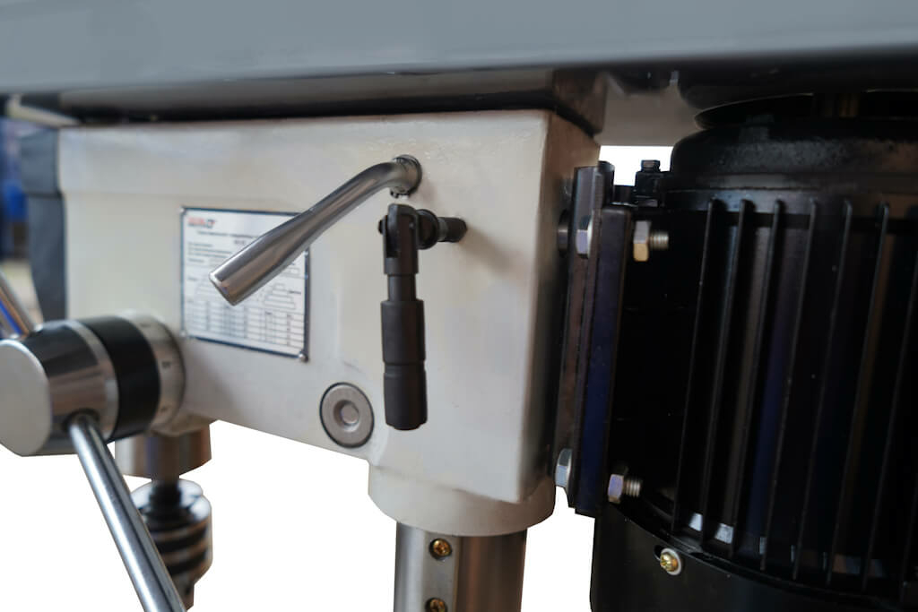 Станок сверлильный с координатным столом Metal Master M16 KC