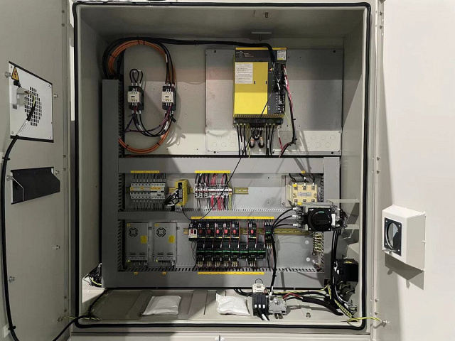 Фрезерный обрабатывающий центр SPITZEN SMX-500 (VU500)