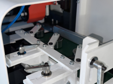 Автоматический торцовочный станок с функцией вырезки дефектов JANGJA AM8515 / EM8515