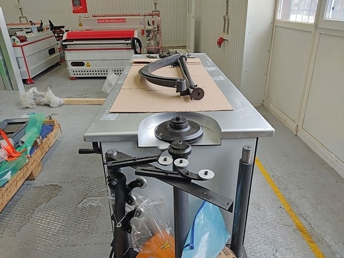 Станок для производства отводов, переходов, заглушек SBWT-1500