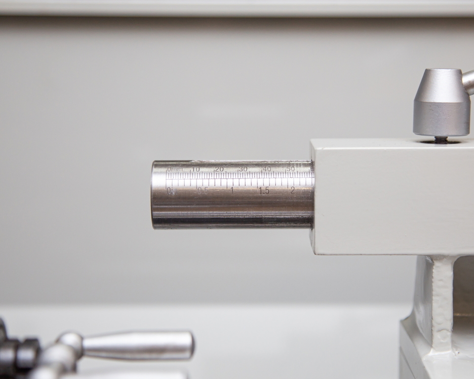 Настольный токарно-винторезный станок Metal Master MasterTurn 2050G