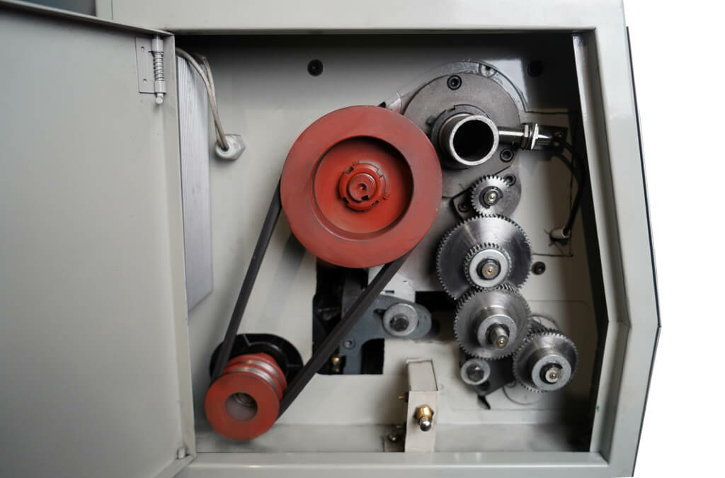 Настольный токарный станок Metal Master MasterTurn 2550GV