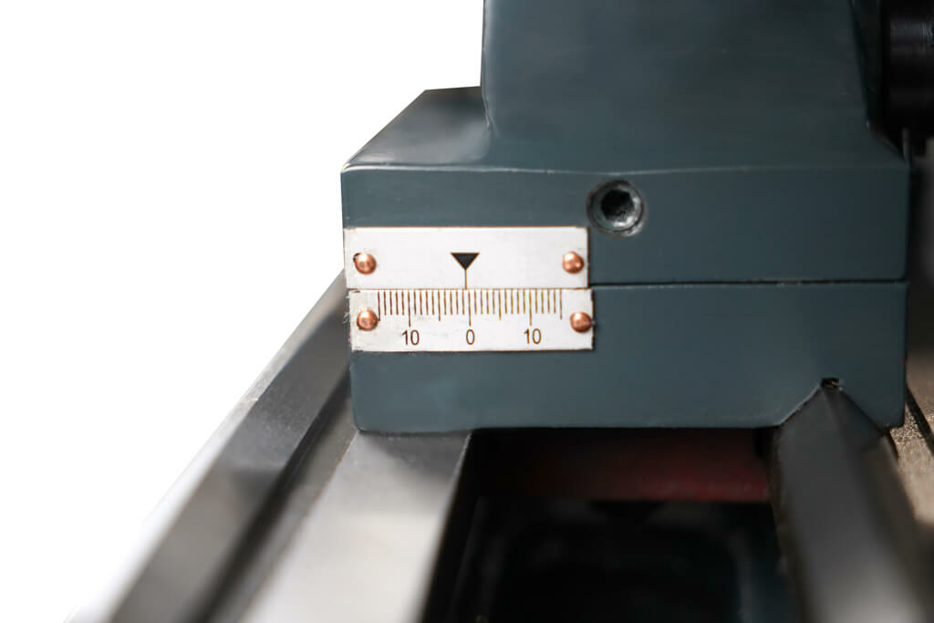 Настольный токарный станок Metal Master MasterTurn 2550GV