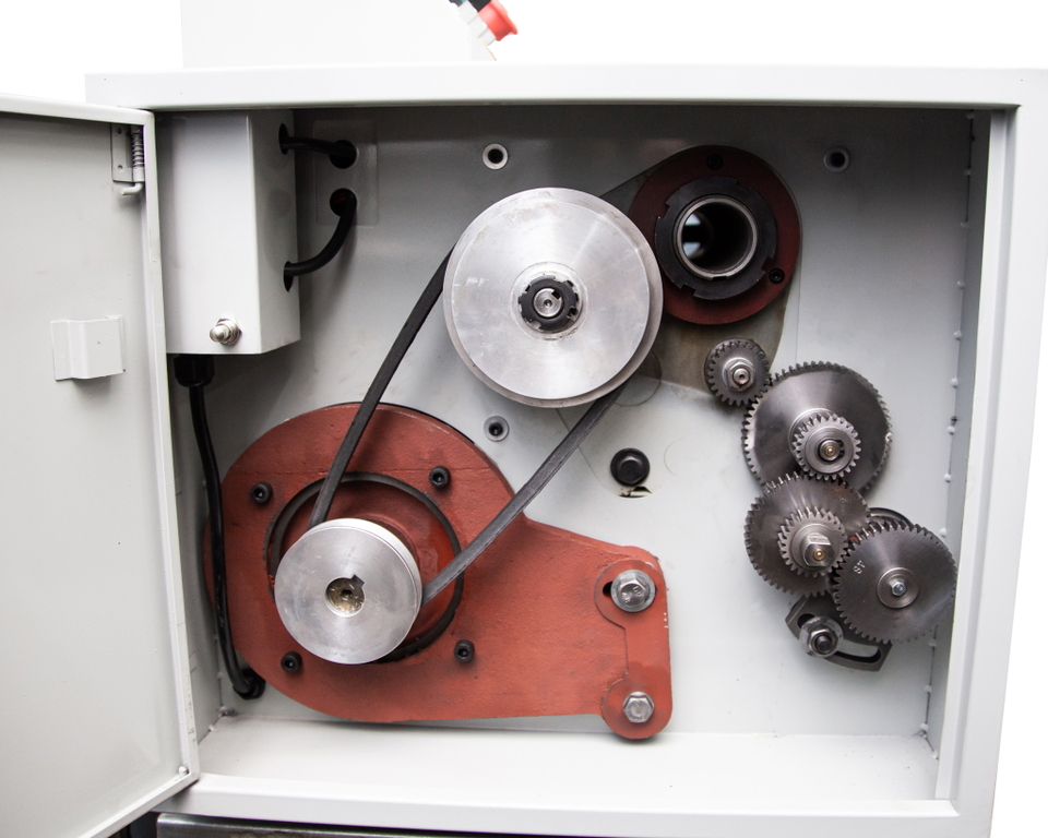 Настольный токарно-винторезный станок Metal Master MasterTurn 3360E