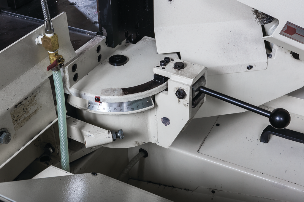 JET MBS-1318FA Ленточнопильный станок с ЧПУ