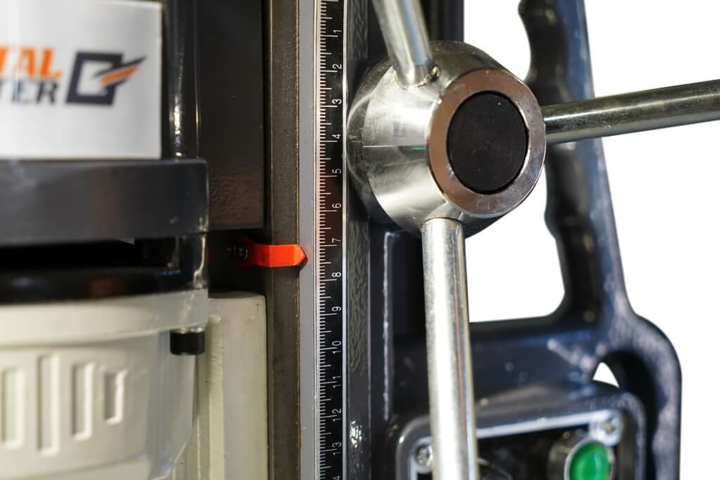 Сверлильный станок на магнитном основании Metal Master MDM-50E