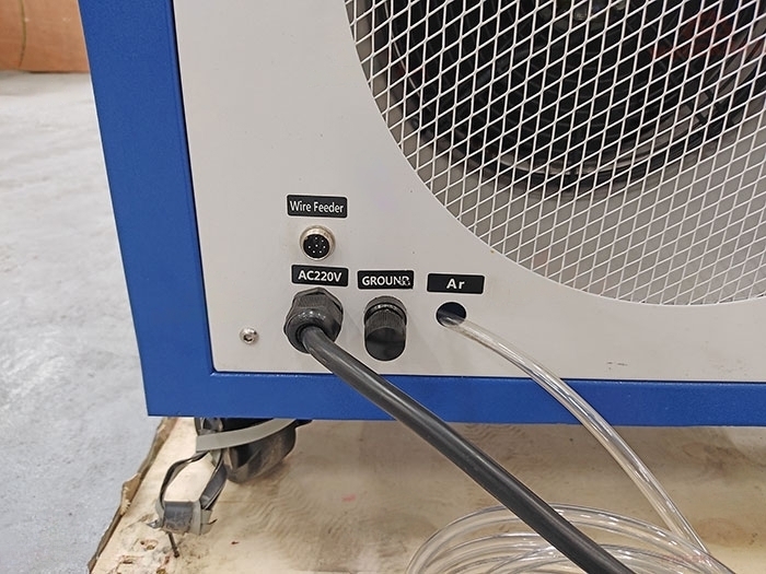 Волоконно-лазерный сварочный аппарат MFKY-W-HW1000-C 1кВт IPG с механизмом подачи проволоки