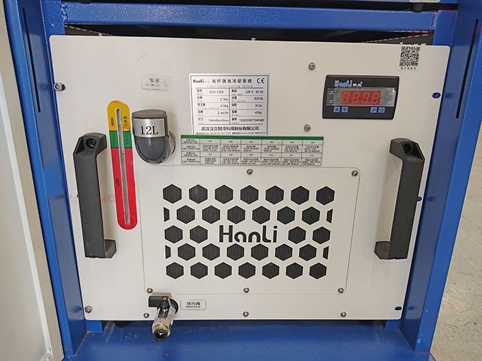 Волоконно-лазерный сварочный аппарат MFKY-W-HW1500-C 1.5кВт IPG с механизмом подачи проволоки