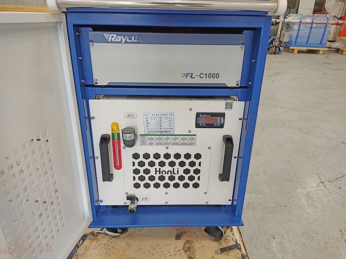 Волоконно-лазерный сварочный аппарат MFKY-W-HW1000-C 1кВт Raycus с механизмом подачи проволоки